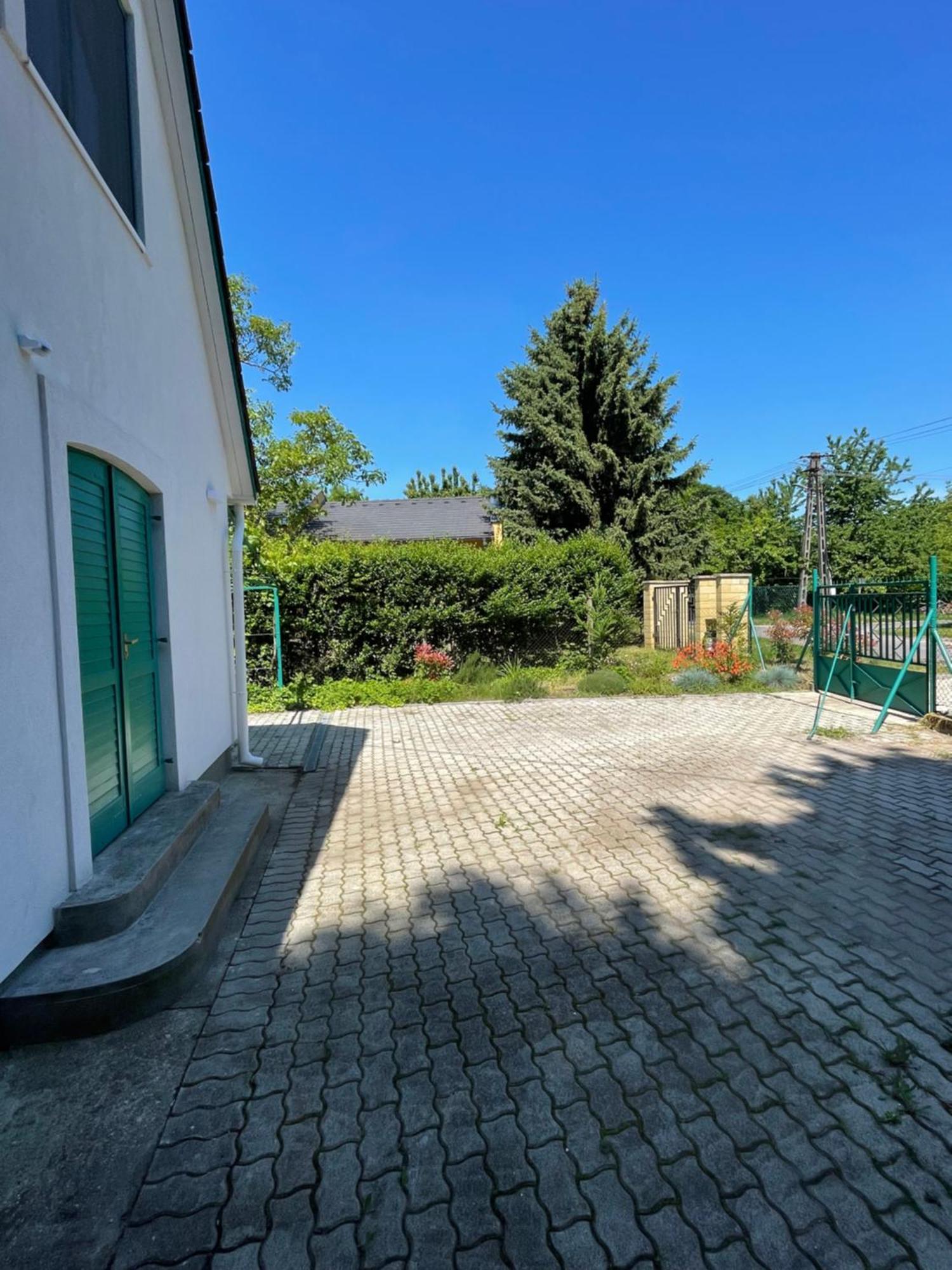 Residence At Lake Balaton Шиофок Экстерьер фото